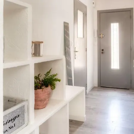 Serena Private Apartement Apartamento Vallauris