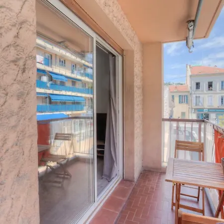 Serena Private Apartement Apartamento Vallauris
